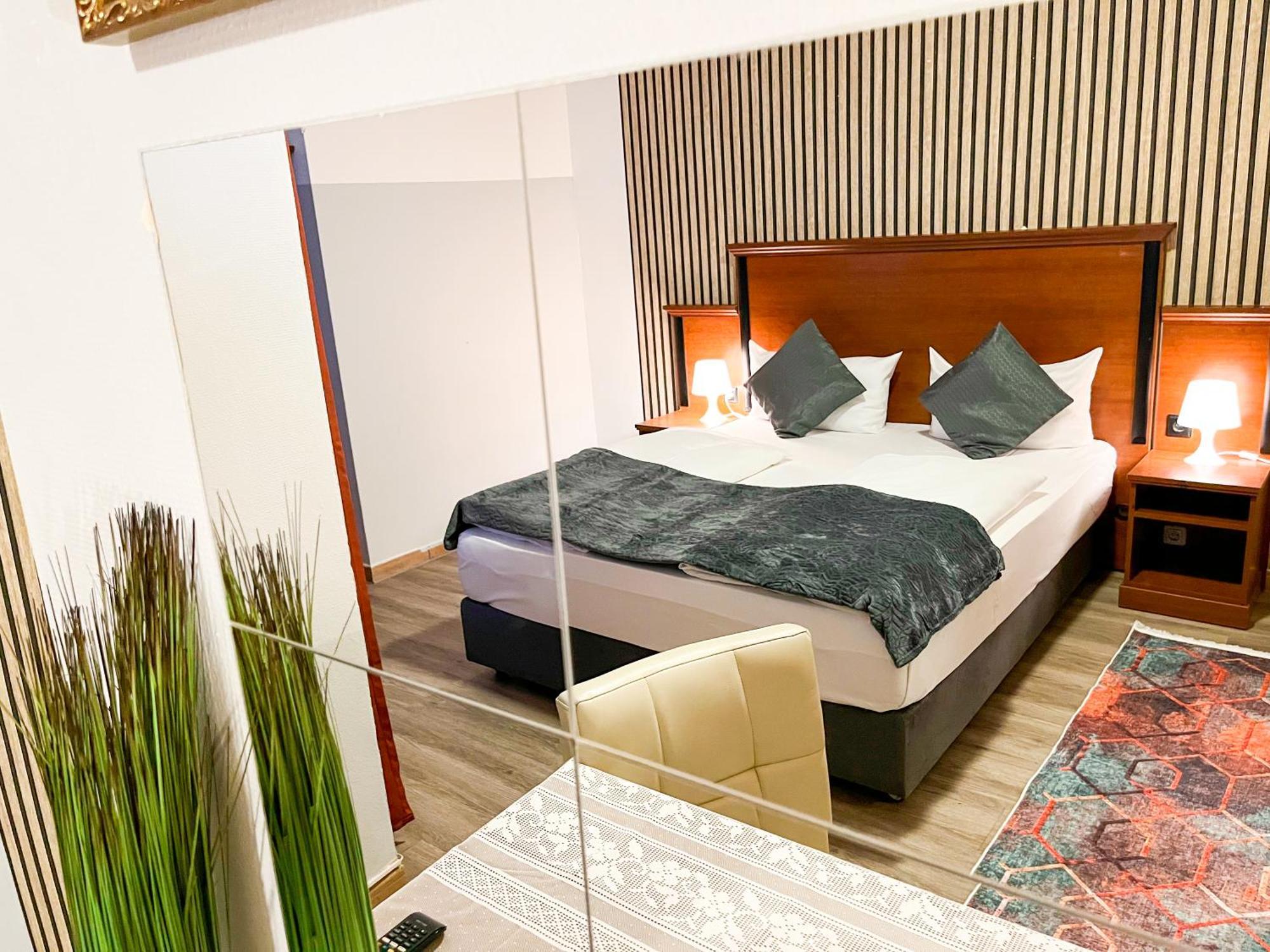 פרנקפורט City Hotel West מראה חיצוני תמונה