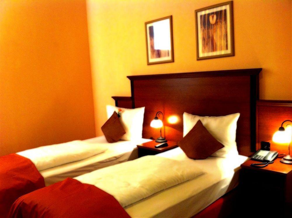 פרנקפורט City Hotel West מראה חיצוני תמונה